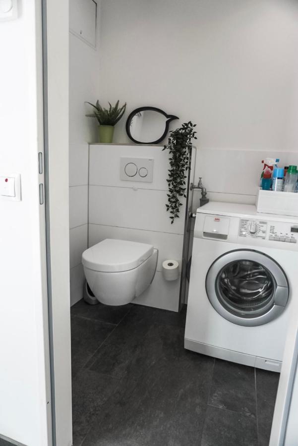 Neu Gebautes Apartment Mit Sonnenterasse In Der Naehe Vom Siebengebirge & Bonn เคอนิกส์วินเทอร์ ภายนอก รูปภาพ