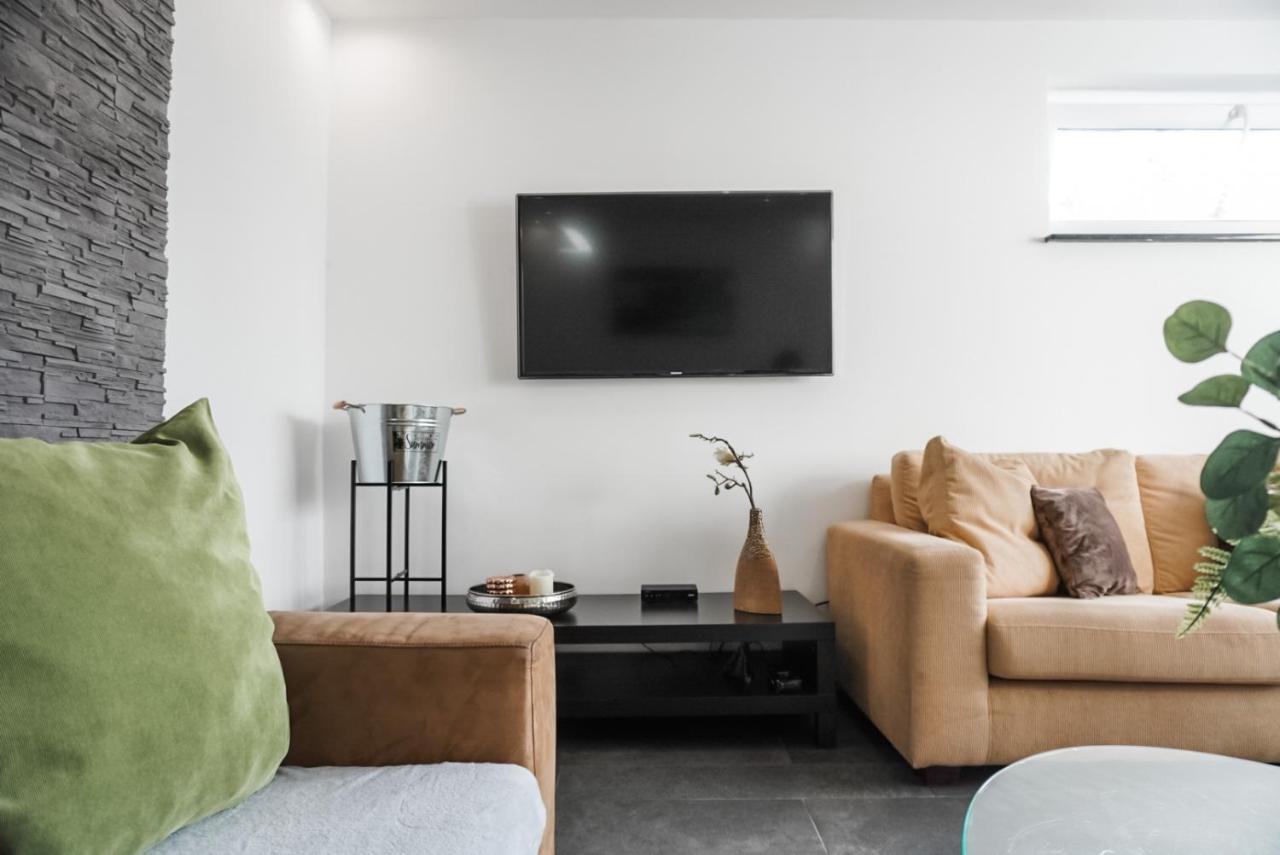 Neu Gebautes Apartment Mit Sonnenterasse In Der Naehe Vom Siebengebirge & Bonn เคอนิกส์วินเทอร์ ภายนอก รูปภาพ